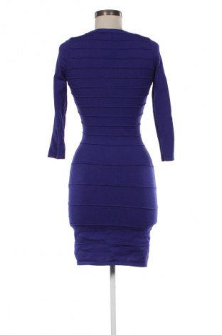 Šaty  Mango, Velikost M, Barva Fialová, Cena  495,00 Kč