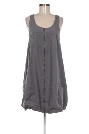 Kleid Milla, Größe M, Farbe Grau, Preis € 5,99