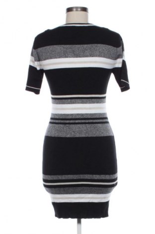 Šaty  New Look, Velikost M, Barva Vícebarevné, Cena  199,00 Kč