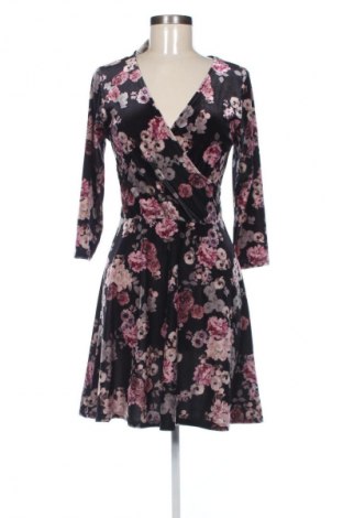 Kleid New Look, Größe M, Farbe Mehrfarbig, Preis 25,99 €