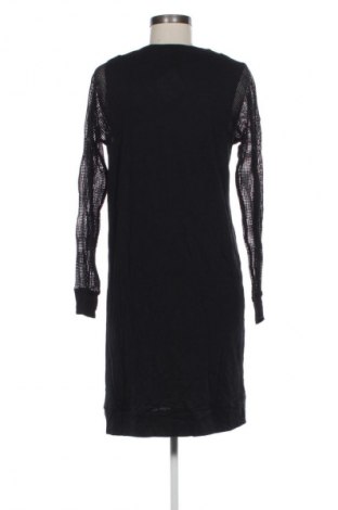 Šaty  Nikita, Velikost M, Barva Černá, Cena  809,00 Kč