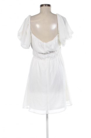 Рокля Nly Trend, Размер M, Цвят Екрю, Цена 32,00 €