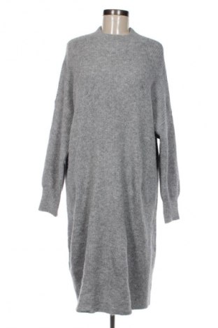 Šaty  Noisy May, Velikost XL, Barva Šedá, Cena  429,00 Kč
