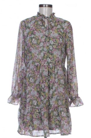 Рокля ONLY, Размер M, Цвят Многоцветен, Цена 14,31 €