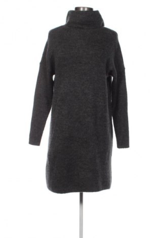 Рокля ONLY, Размер S, Цвят Сив, Цена 7,15 €