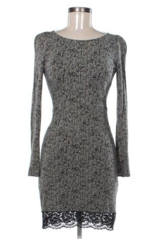 Рокля Patrizia Pepe, Размер L, Цвят Многоцветен, Цена 105,00 €