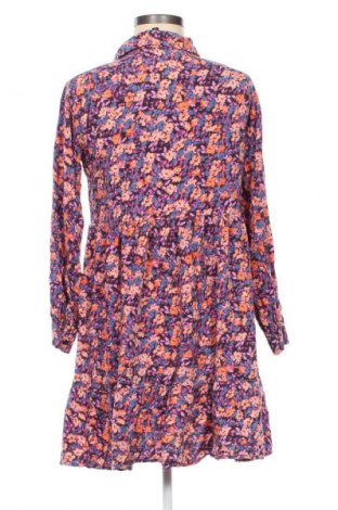 Рокля Pieces, Размер S, Цвят Многоцветен, Цена 14,31 €