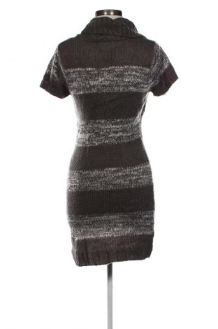 Šaty  Pink Rose, Velikost L, Barva Vícebarevné, Cena  599,00 Kč