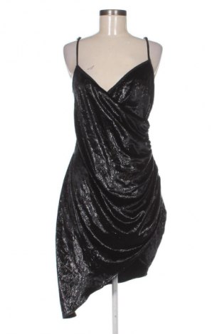 Kleid Pretty Little Thing, Größe M, Farbe Schwarz, Preis 17,99 €