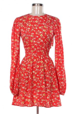 Рокля Pretty Little Thing, Размер M, Цвят Многоцветен, Цена 19,94 €