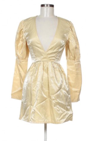 Φόρεμα Pretty Little Thing, Μέγεθος XS, Χρώμα Χρυσαφί, Τιμή 19,93 €