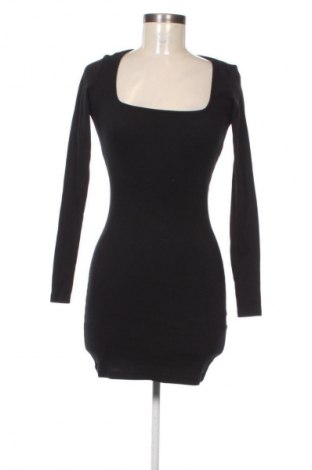 Рокля Pull&Bear, Размер S, Цвят Черен, Цена 5,11 €