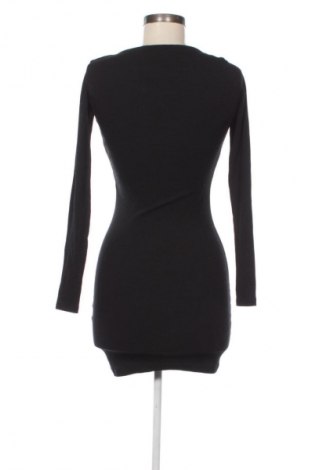 Рокля Pull&Bear, Размер S, Цвят Черен, Цена 5,11 €