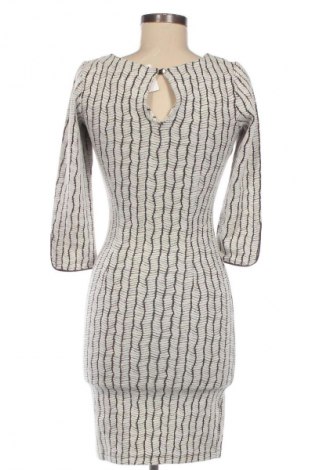 Šaty  Reserved, Velikost XS, Barva Vícebarevné, Cena  567,00 Kč