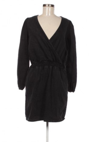 Φόρεμα Reserved, Μέγεθος M, Χρώμα Μαύρο, Τιμή 18,99 €