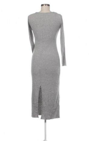 Рокля Reserved, Размер M, Цвят Сив, Цена 12,78 €