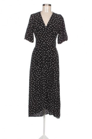 Φόρεμα Reserved, Μέγεθος S, Χρώμα Μαύρο, Τιμή 20,00 €