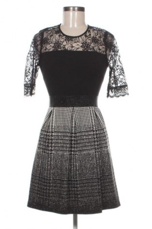 Рокля Rinascimento, Размер XS, Цвят Многоцветен, Цена 49,59 €