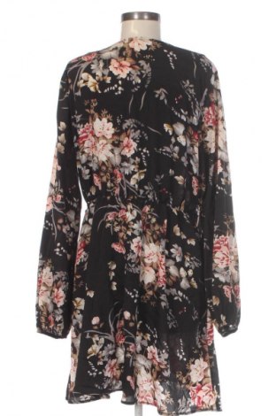 Šaty  SHEIN, Veľkosť XL, Farba Viacfarebná, Cena  8,95 €