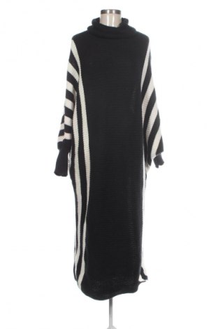 Рокля SHEIN, Размер M, Цвят Многоцветен, Цена 11,24 €