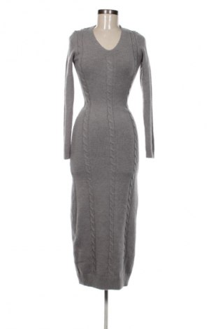 Rochie SHEIN, Mărime M, Culoare Gri, Preț 123,99 Lei