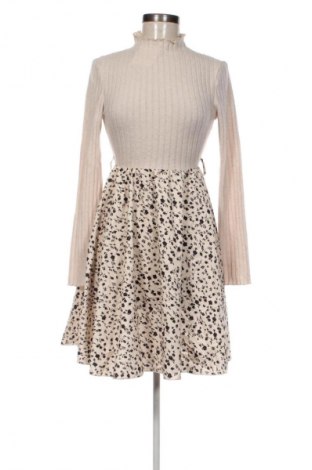 Рокля SHEIN, Размер S, Цвят Многоцветен, Цена 6,13 €