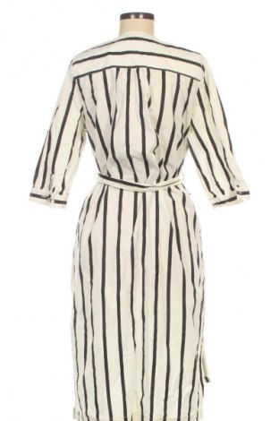 Рокля Selected, Размер M, Цвят Многоцветен, Цена 42,01 €