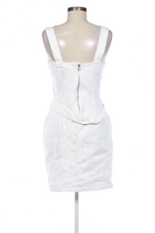 Φόρεμα Sinsay, Μέγεθος XL, Χρώμα Λευκό, Τιμή 32,00 €