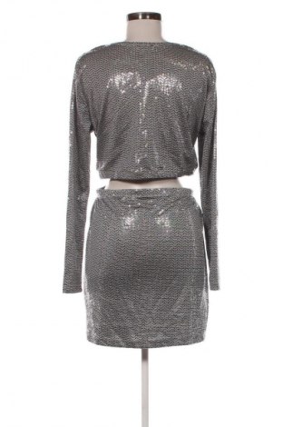 Рокля Sinsay, Размер XXL, Цвят Сребрист, Цена 9,20 €