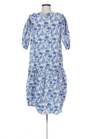 Рокля Sinsay, Размер XXS, Цвят Многоцветен, Цена 19,94 €