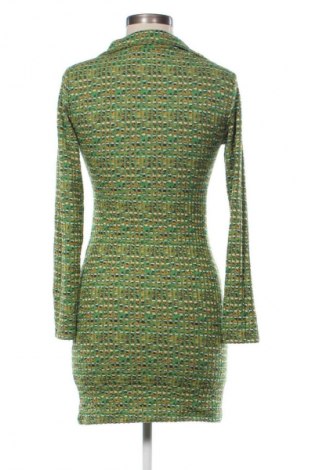 Рокля Stradivarius, Размер S, Цвят Многоцветен, Цена 5,11 €