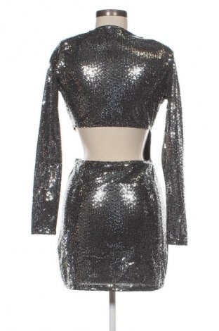 Рокля Tally Weijl, Размер M, Цвят Сребрист, Цена 39,88 €