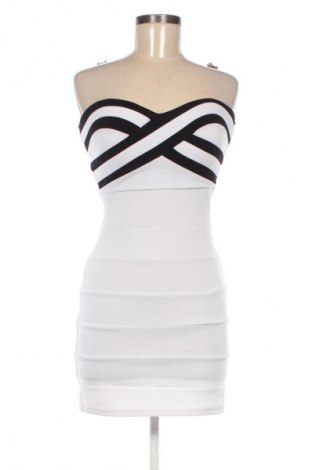 Рокля Tally Weijl, Размер M, Цвят Бял, Цена 19,94 €