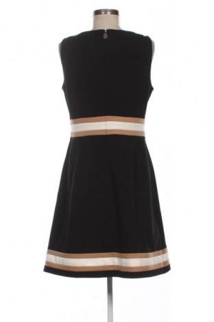 Рокля Tommy Hilfiger, Размер M, Цвят Многоцветен, Цена 53,00 €