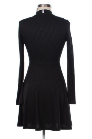 Рокля Tommy Jeans, Размер XL, Цвят Черен, Цена 34,77 €