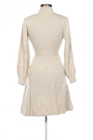 Sukienka Trendyol, Rozmiar S, Kolor ecru, Cena 232,99 zł