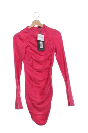 Рокля Pretty Little Thing, Размер S, Цвят Розов, Цена 32,21 €