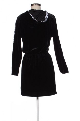 Рокля Unbranded, Размер M, Цвят Многоцветен, Цена 7,15 €