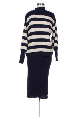 Ruha Unbranded, Méret M, Szín Sokszínű, Ár 8 244 Ft