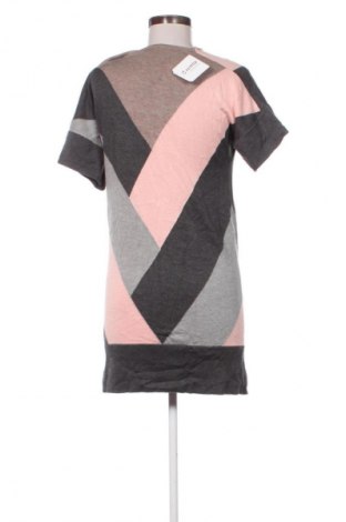 Рокля Unbranded, Размер M, Цвят Многоцветен, Цена 10,73 €