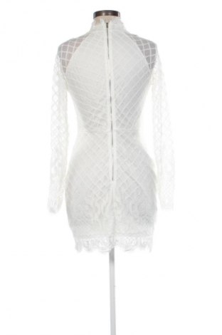 Ruha Unbranded, Méret M, Szín Fehér, Ár 3 539 Ft