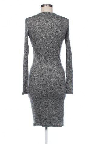 Šaty  Urban Classics, Velikost M, Barva Vícebarevné, Cena  559,00 Kč