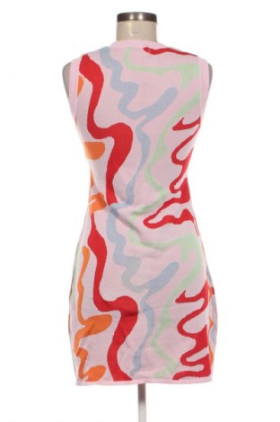 Ruha Urban Revivo, Méret M, Szín Sokszínű, Ár 4 289 Ft