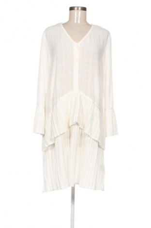 Ruha Usha, Méret L, Szín Fehér, Ár 27 273 Ft