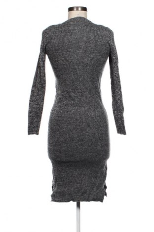 Рокля VILA, Размер M, Цвят Многоцветен, Цена 8,69 €