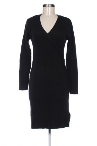 Ruha VILA, Méret M, Szín Fekete, Ár 4 509 Ft