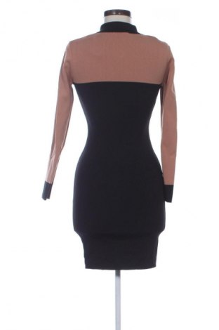 Šaty  Vanessa Scott, Velikost S, Barva Vícebarevné, Cena  709,00 Kč