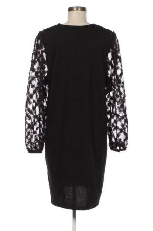 Рокля Vero Moda, Размер 3XL, Цвят Черен, Цена 32,21 €