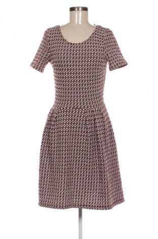 Рокля Vero Moda, Размер M, Цвят Многоцветен, Цена 6,64 €