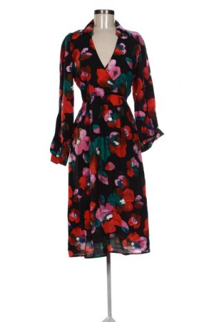 Рокля Vero Moda, Размер M, Цвят Многоцветен, Цена 39,37 €